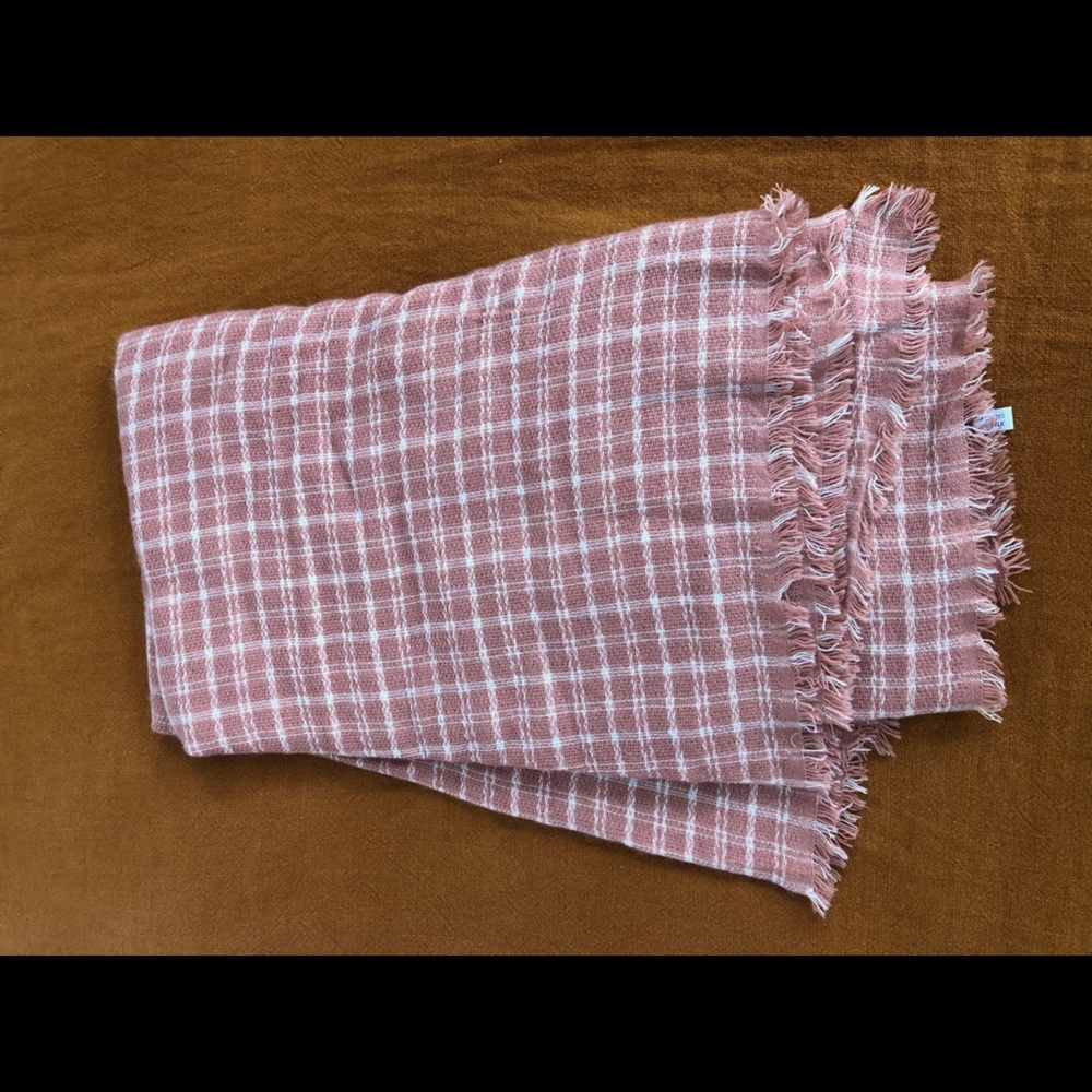 Dusty Rose Plaid Blanket Scarf NWOT